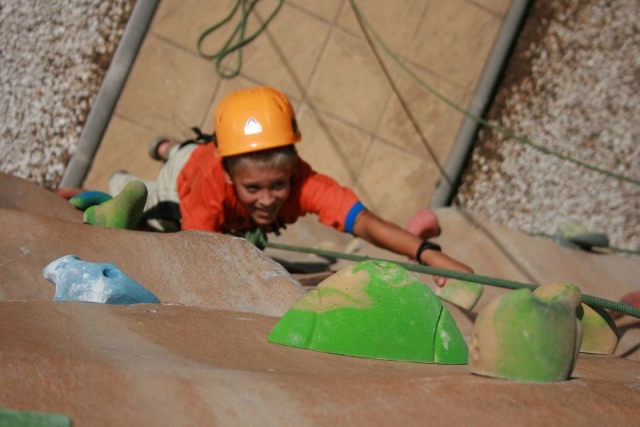 Rocodromo para peques.jpg